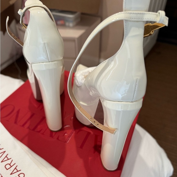 Valentino pumps - Picture 3 of 4